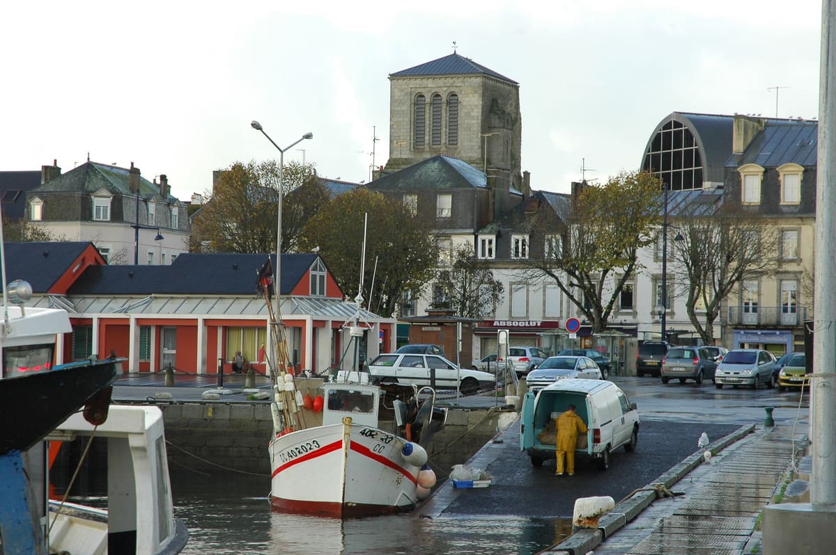 Saint Guénolé de Concarneau Paroisse NotreDame des Douze Apôtres Concarneau